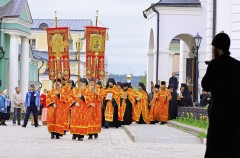 У Казанского Храма
