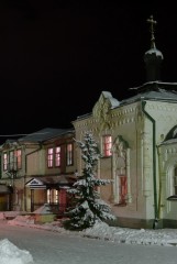 Зимняя Оптина ночью