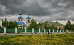 Храм Петра и Павла в Ясенево (снимок сделан 14 мая 2012 г.)
